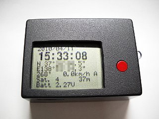 自作した液晶表示つき GPSデータロガー
