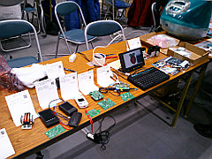 Maker Faire 2012 二日目のうちの机