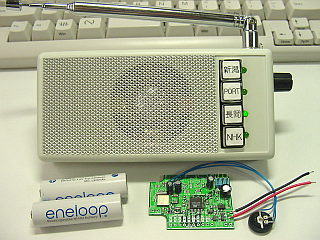 チャンネル型 FMラジオと基板