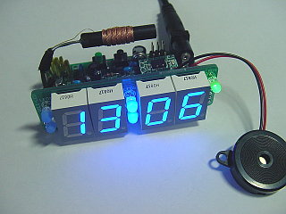 青色LED電波時計の完成です